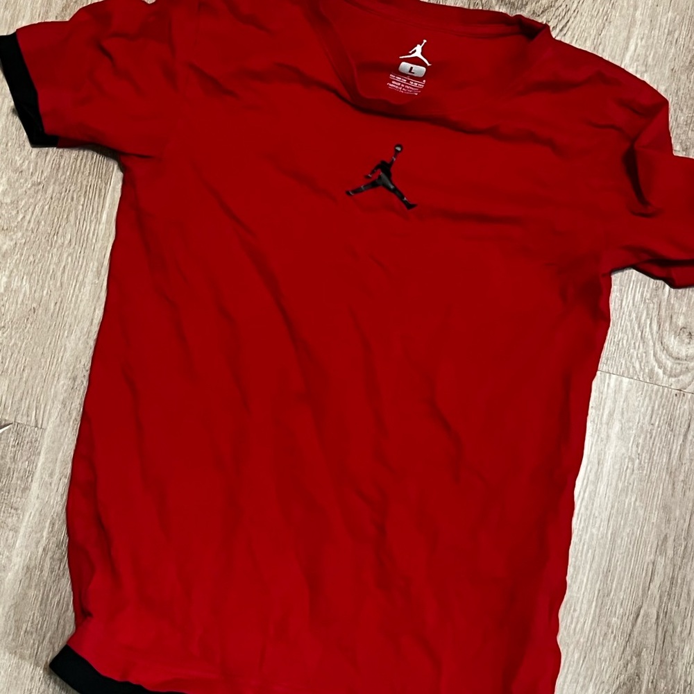 Red Jordan tee